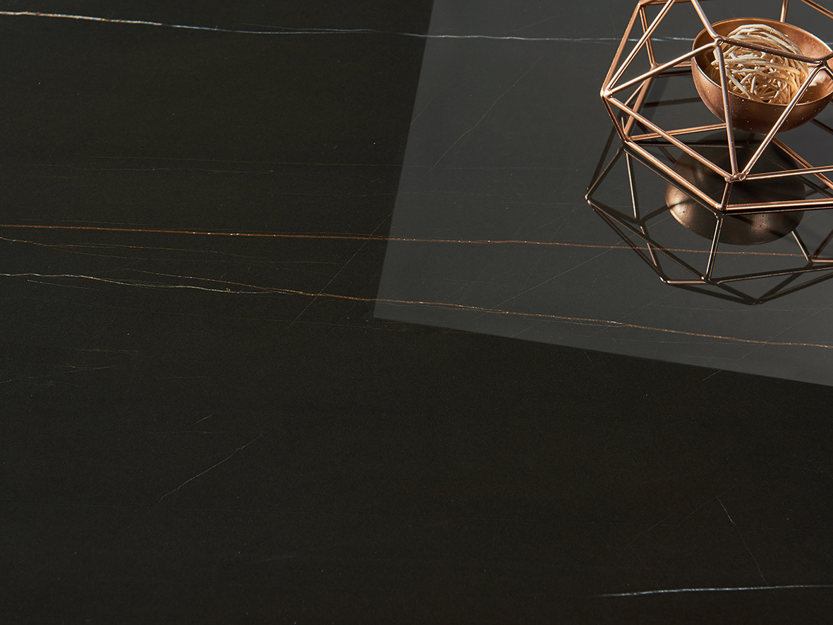 臻·岩板 | 劳伦黑金