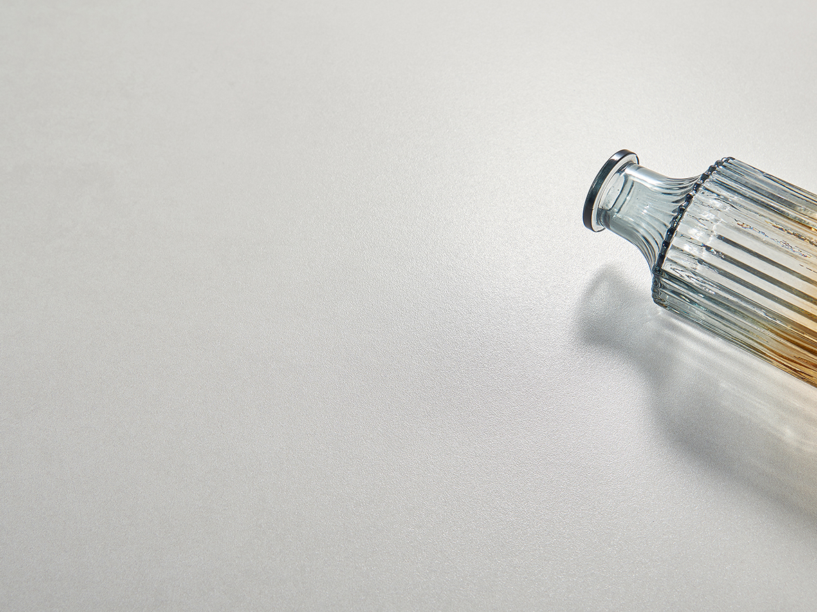 F75GL530  晨光—曜日白